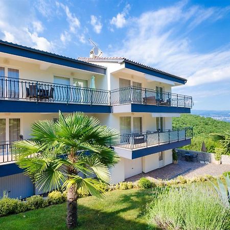 Apartments Marijana Ičići Exteriör bild