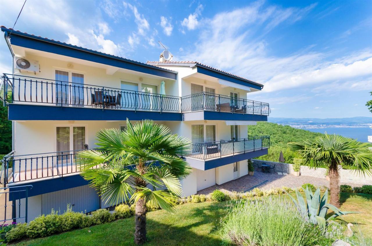 Apartments Marijana Ičići Exteriör bild