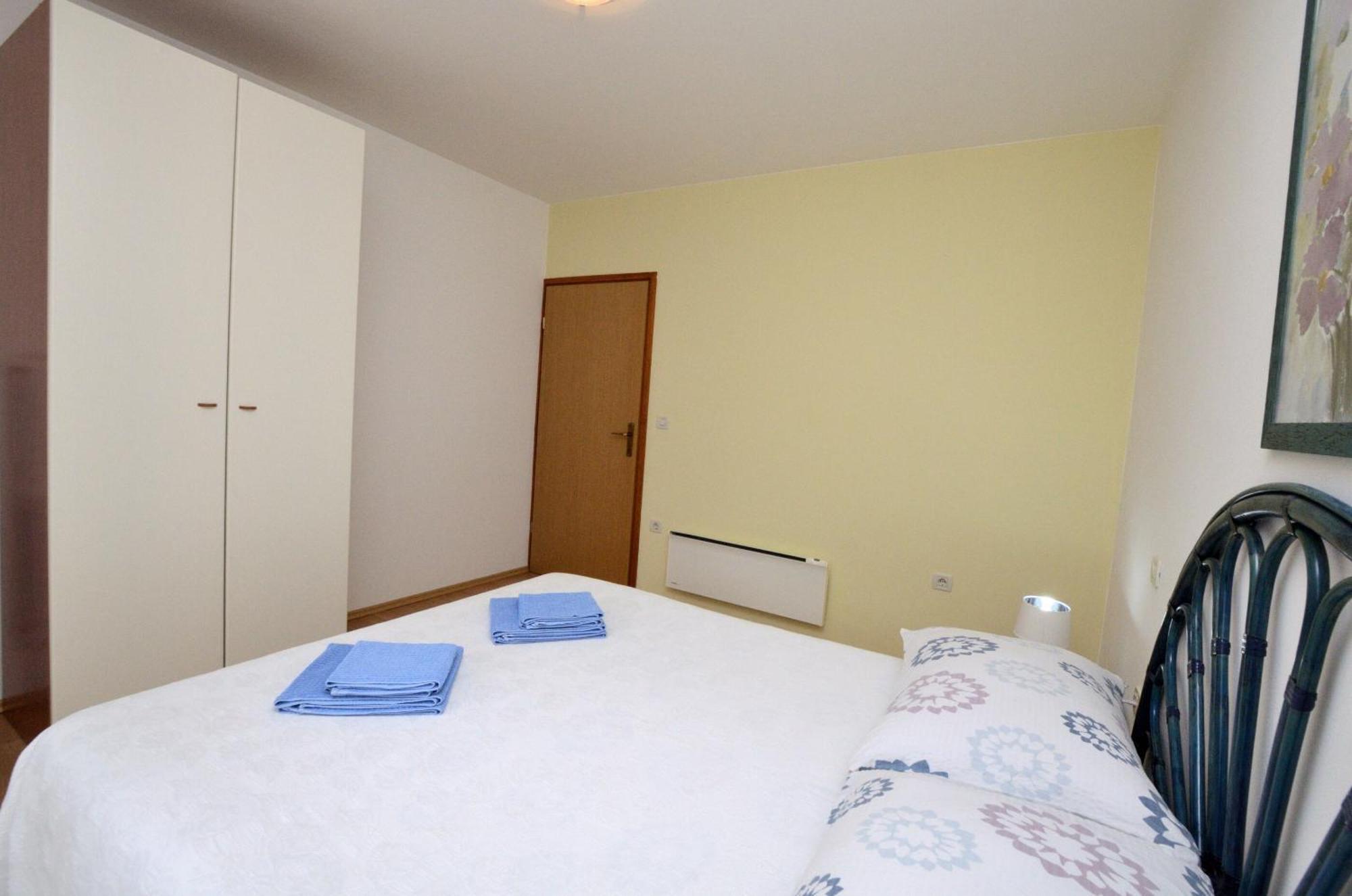 Apartments Marijana Ičići Exteriör bild