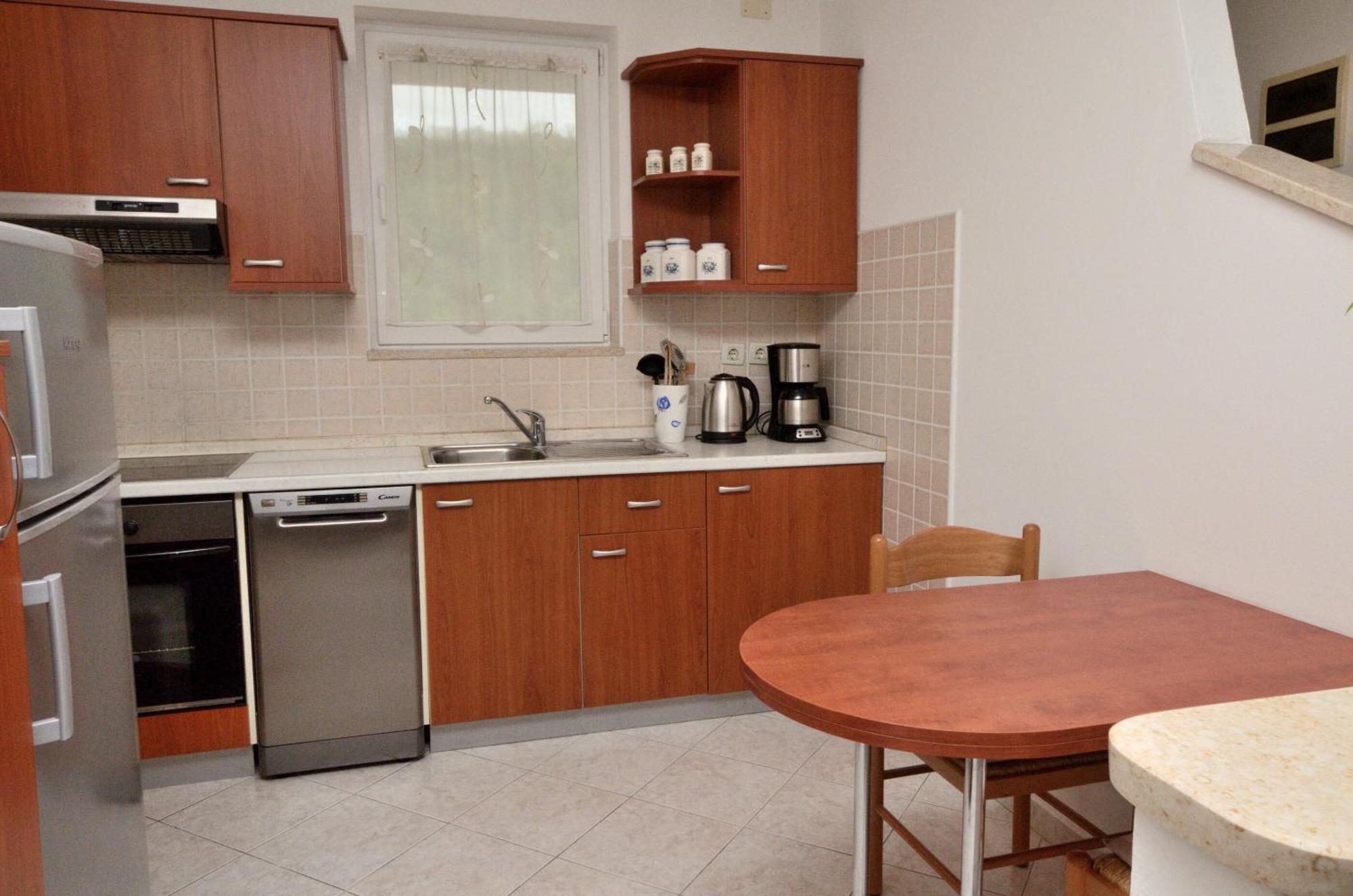 Apartments Marijana Ičići Exteriör bild